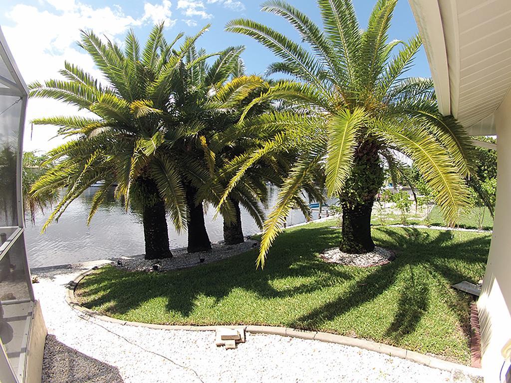 Villa Catalina Isles - Holidays In Paradise Кейп-Корал Экстерьер фото